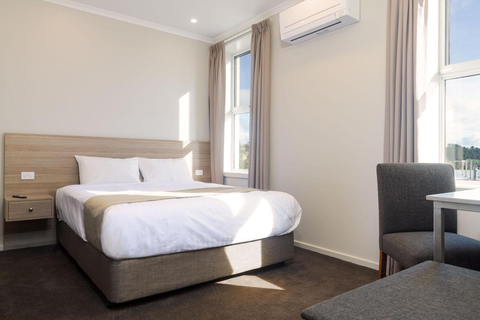 Somerset Hotel Luaran gambar