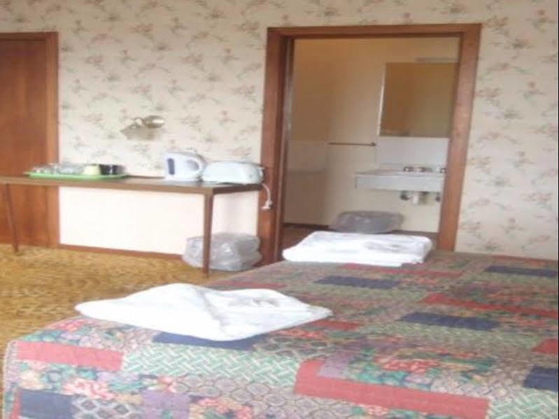 Somerset Hotel Luaran gambar
