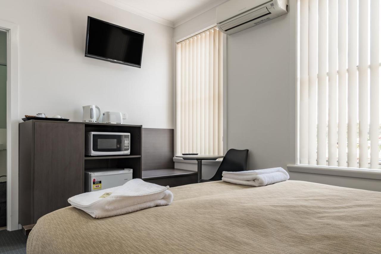 Somerset Hotel Luaran gambar