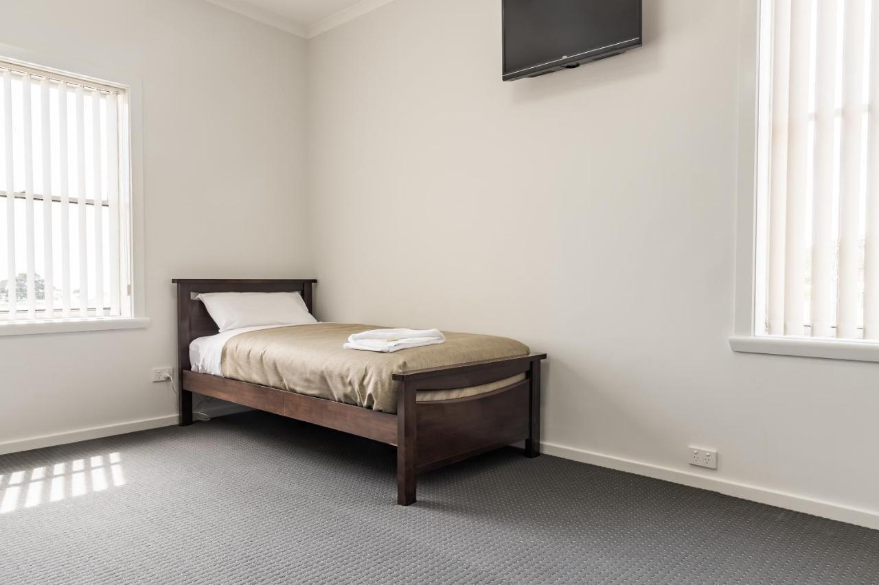 Somerset Hotel Luaran gambar